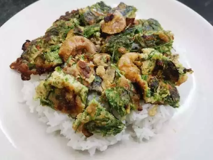 ชะอมผัดไข่, ชะอม เมนู